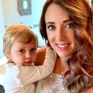 Meet your Posher, Alissa